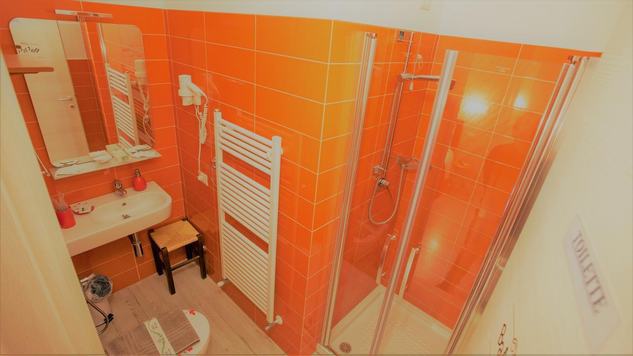 Il Quadrifoglio Guesthouse La Spezia Exteriör bild